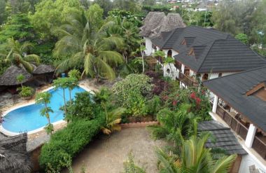 Langi Langi Beach Bungalows