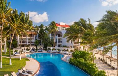 Desire Riviera Maya Pearl Resort