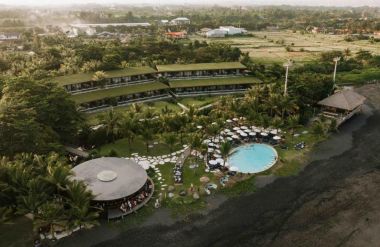 Komune Resort & Beach Club