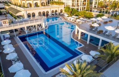 J'ADORE DELUXE HOTEL & SPA