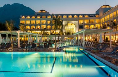 KARMIR RESORT & SPA