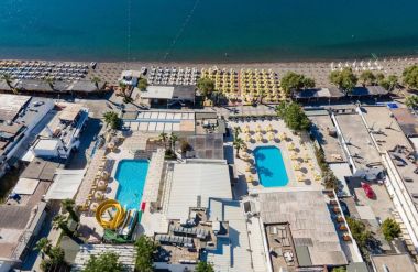 PETUNYA BEACH RESORT