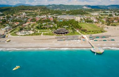 ARMAS PEMAR BEACH RESORT