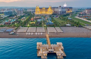 ROYAL HOLIDAY PALACE