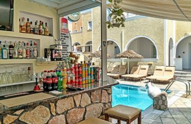 Sellada Apartments